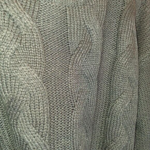 Calvin Klein Women’s XL Cable Knit Oversized Slouch Fit Crewneck Sweater - Picture 3 of 6